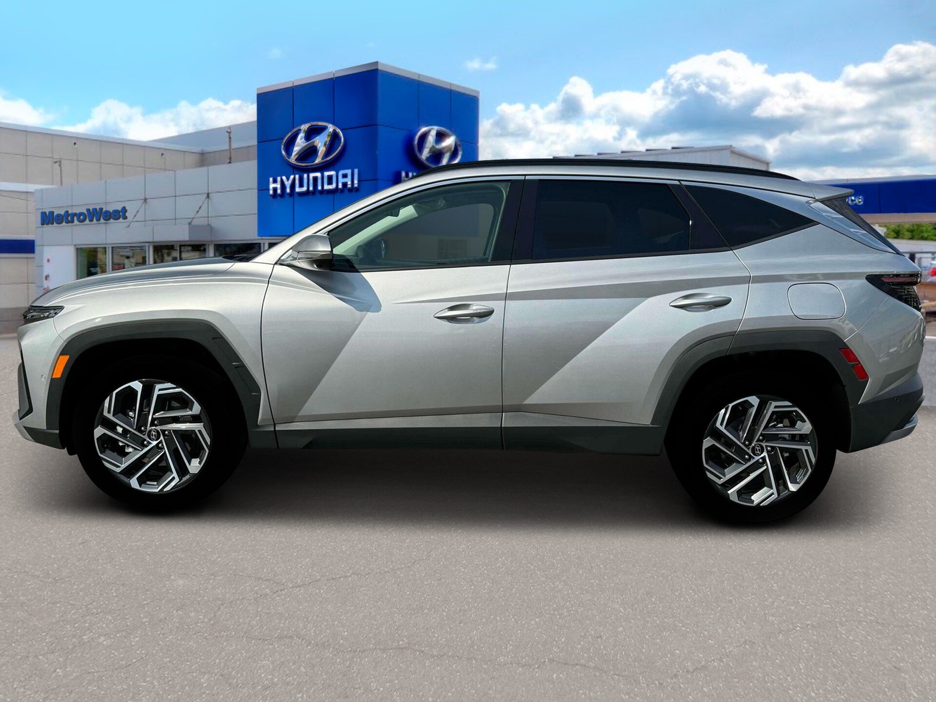 2025 Hyundai Tucson Limited photo 3