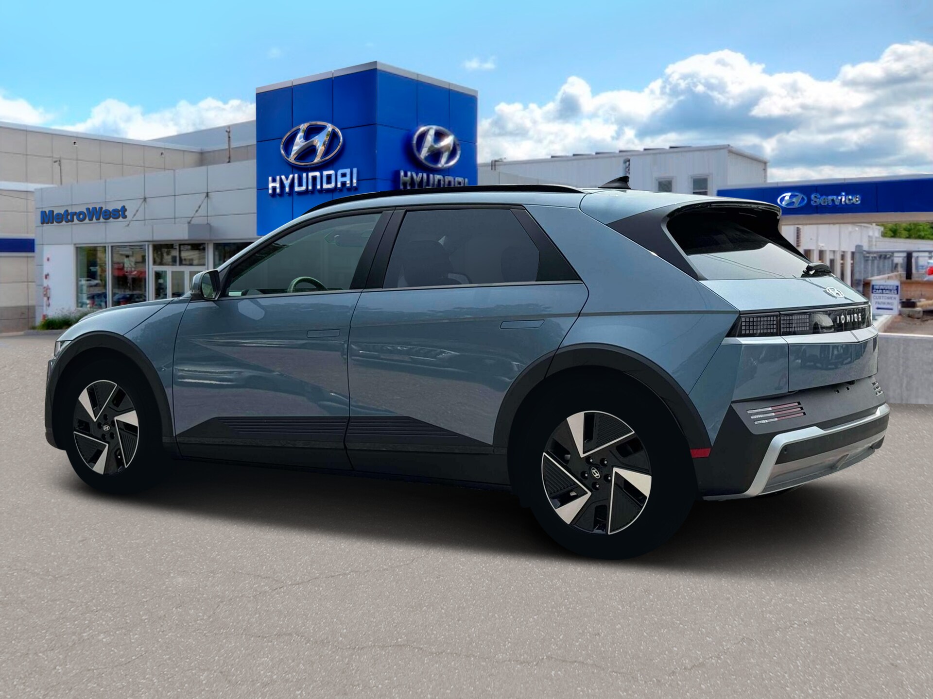 2025 Hyundai Ioniq 5 SEL photo 2