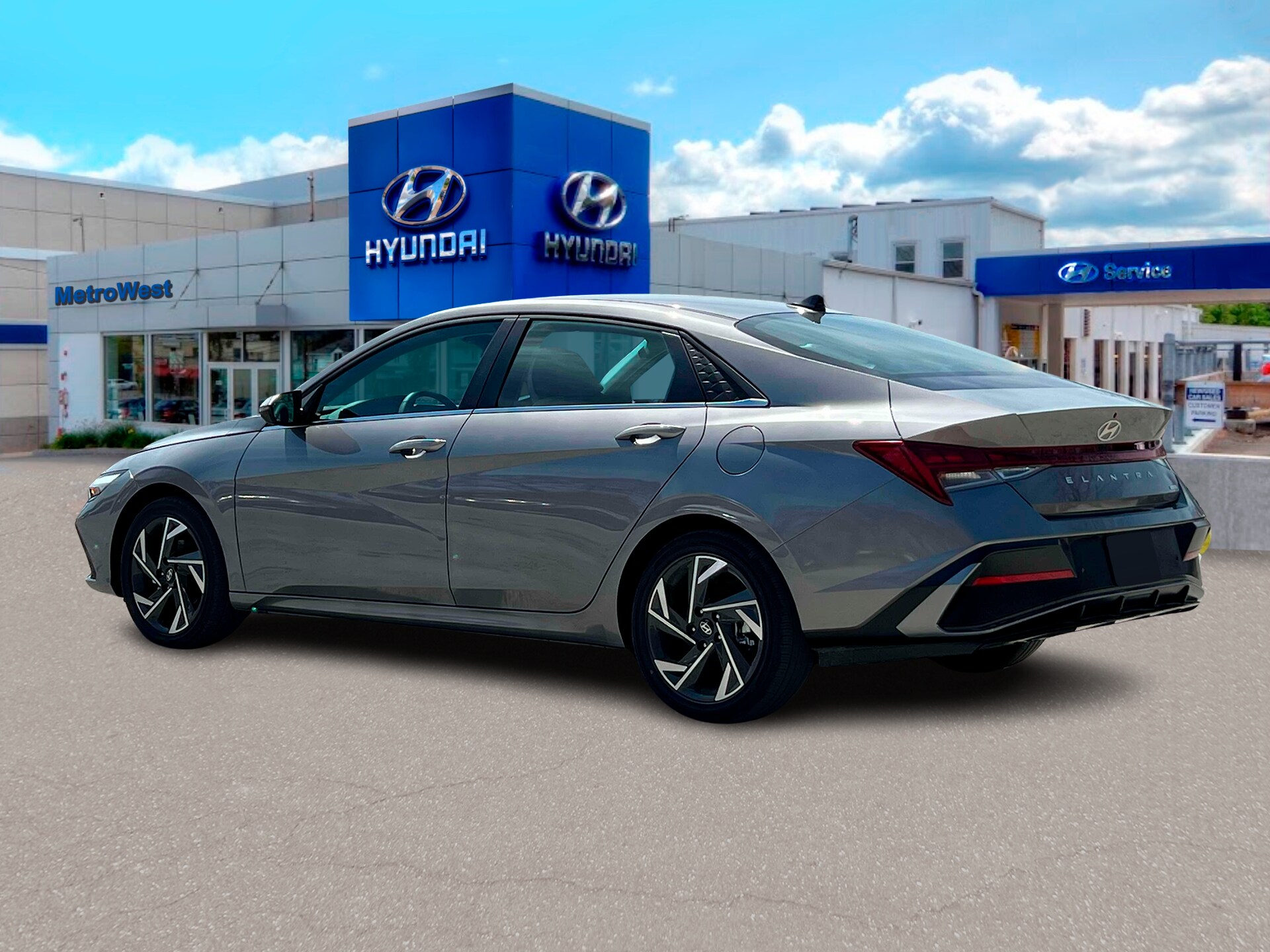 2025 Hyundai Elantra Hybrid Limited photo 3