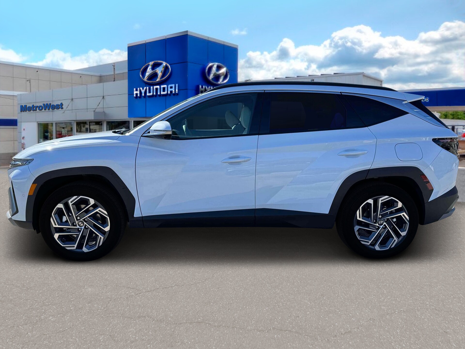 2025 Hyundai Tucson Plug-in Hybrid Limited photo 3