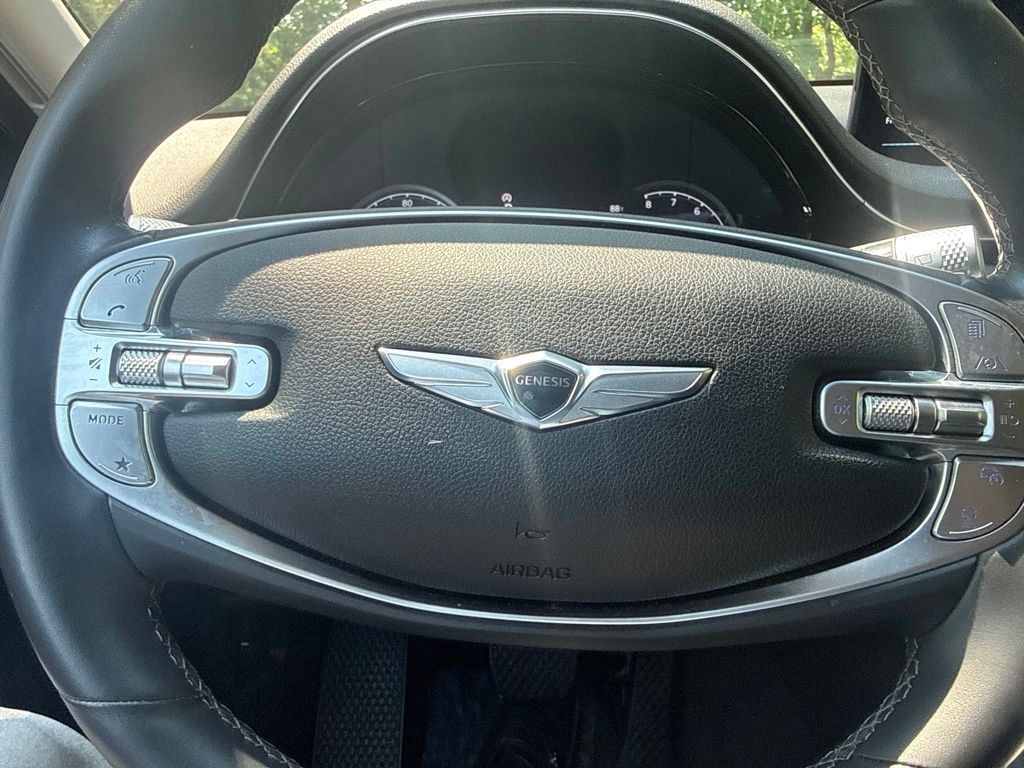 2025 GENESIS GV70 Standard - Photo 22