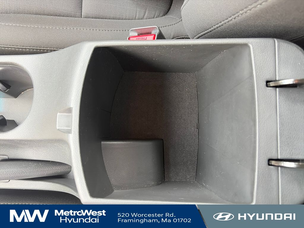 2023 Hyundai Kona SEL - Photo 25