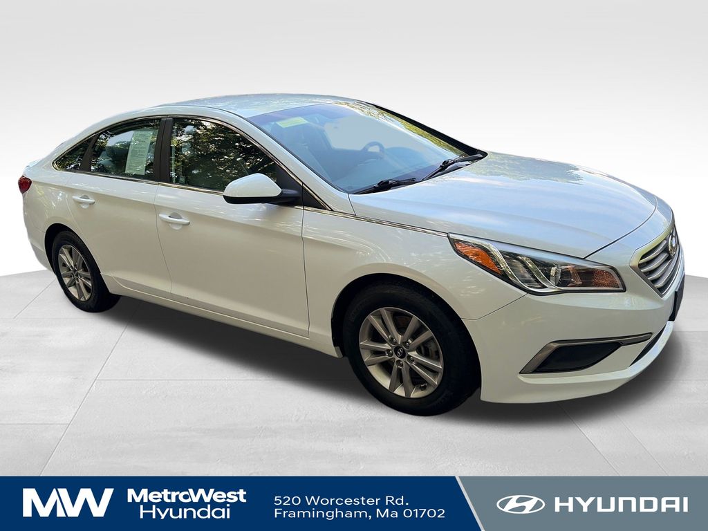 2017 Hyundai Sonata SE - Photo 7
