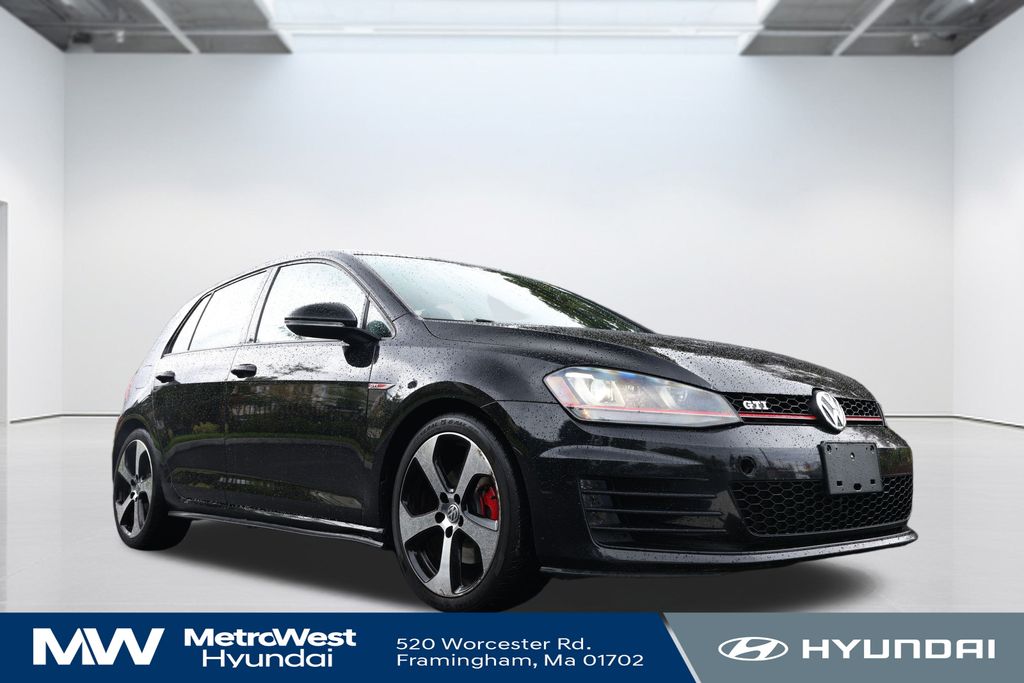 2015 Volkswagen Golf GTI photo 3