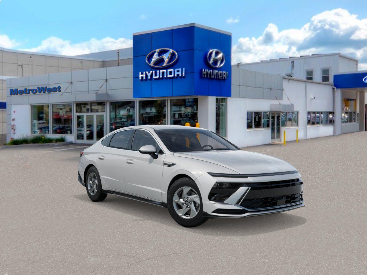 2025 Hyundai Sonata SE photo 2