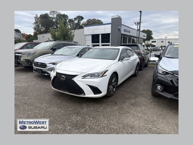 2020 Lexus ES