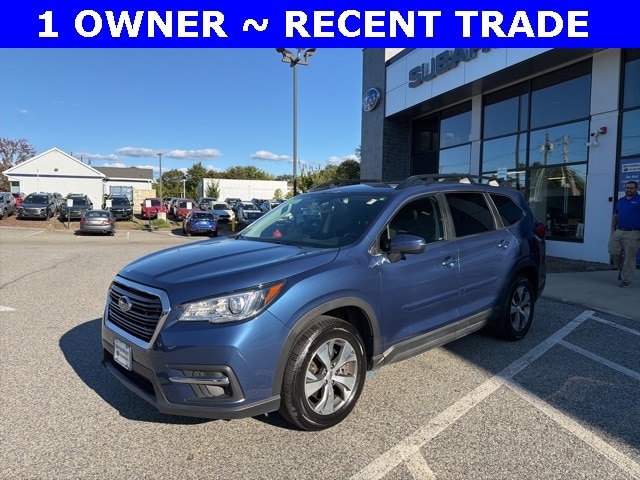 2022 Subaru Ascent Premium's photo