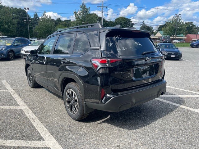 2026 Subaru Forester Premium photo 3