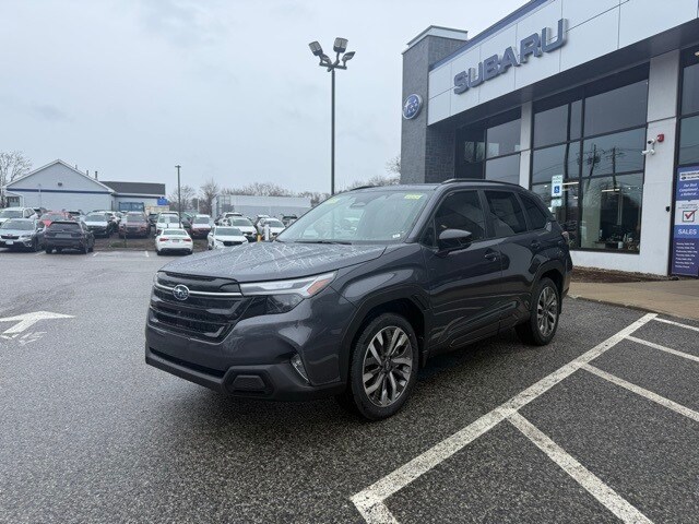 2025 Subaru Forester Touring's photo