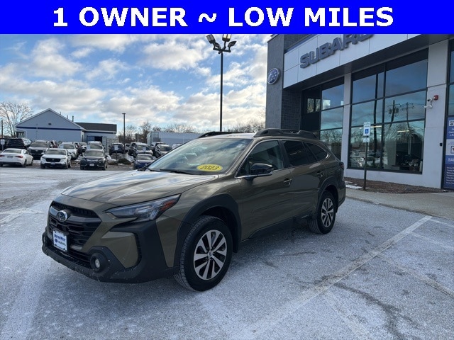 2023 Subaru Outback Premium's photo