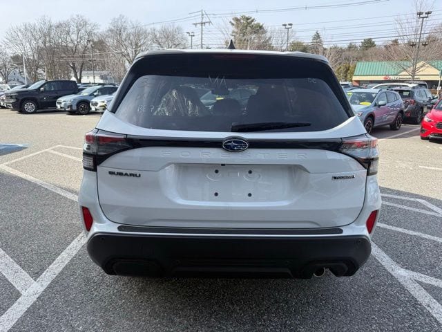 2025 Subaru Forester Touring - Photo 4