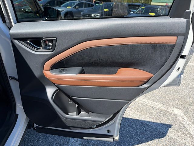 2025 Subaru Forester Touring - Photo 25
