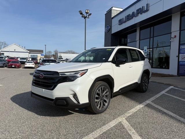 2025 Subaru Forester Touring's photo