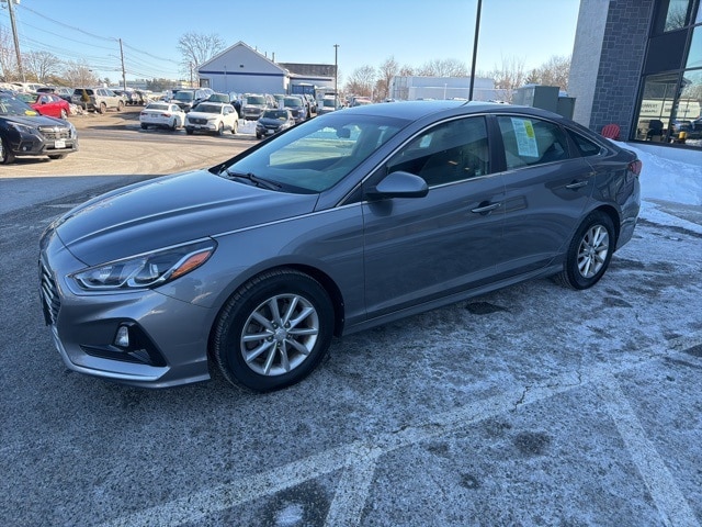 Used 2018 Hyundai Sonata SE with VIN 5NPE24AF2JH654884 for sale in Natick, MA