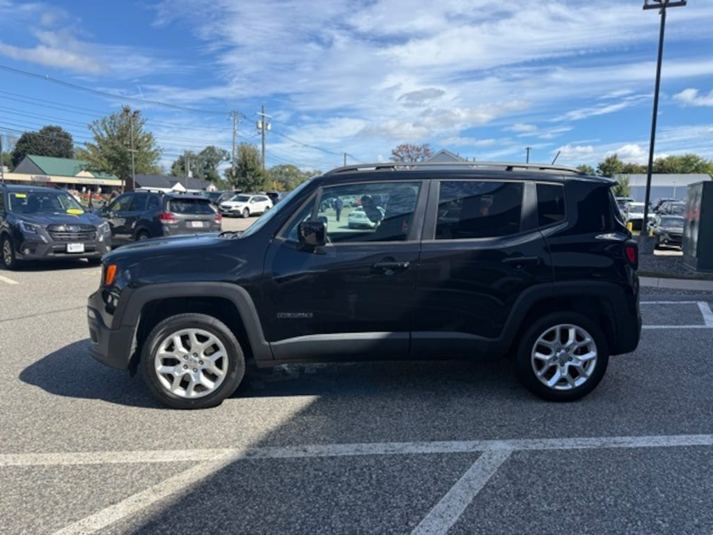 Used 2016 Jeep Renegade Latitude SUV