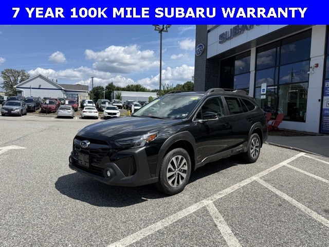 2025 Subaru Outback Premium's photo