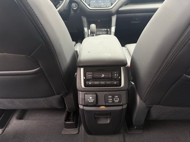 2025 Subaru Ascent Onyx Edition-Touring - Photo 14