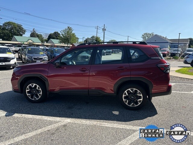 2025 Subaru Forester Base photo 2