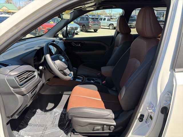 2025 Subaru Forester Touring - Photo 43