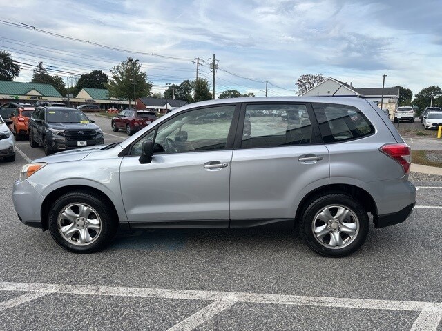 2014 Subaru Forester 2.5i photo 3