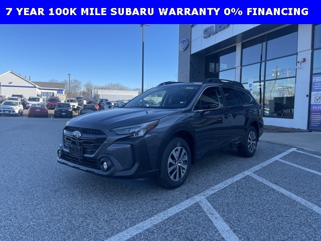 2025 Subaru Outback Premium's photo