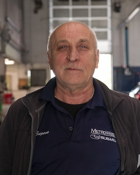 Staff member Eugene Kletsov from ID_bd465e39c9aa