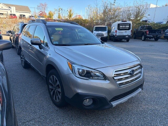 2017 Subaru Outback 2.5i Limited photo 3