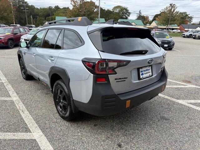 2022 Subaru Outback Wilderness photo 2