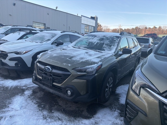 2023 Subaru Outback Premium's photo