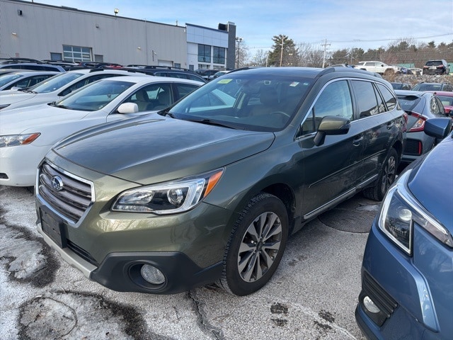 2017 Subaru Outback Touring's photo