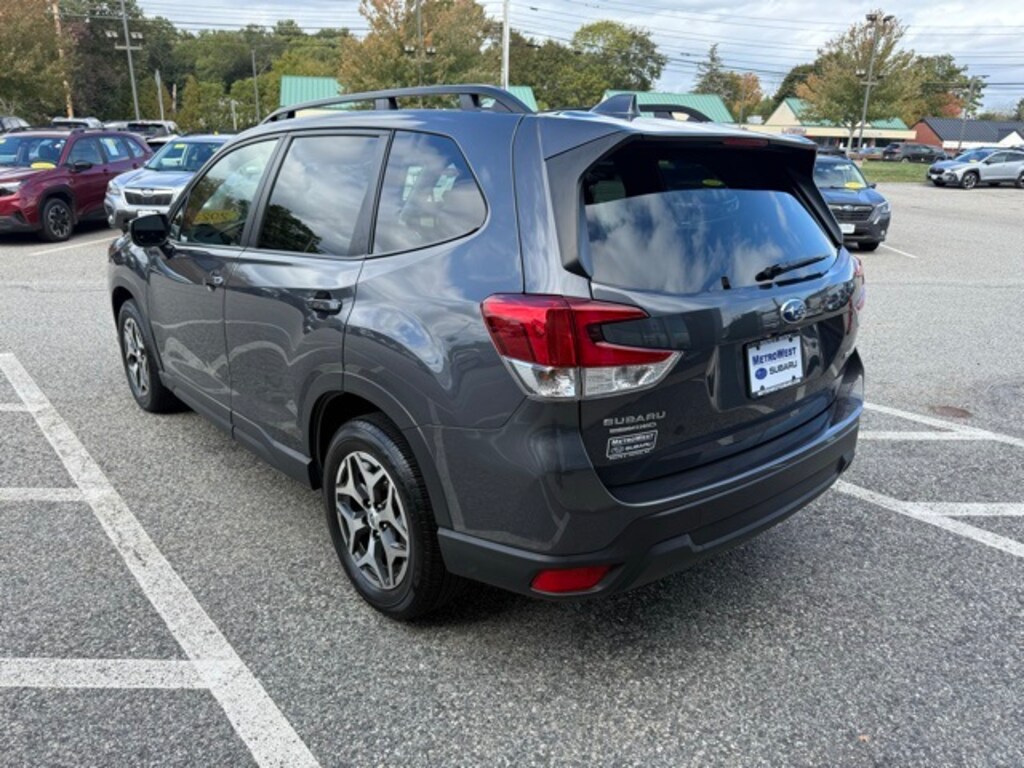 Used 2023 Subaru Forester Premium SUV