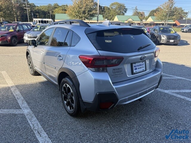 2023 Subaru Crosstrek Premium photo 2