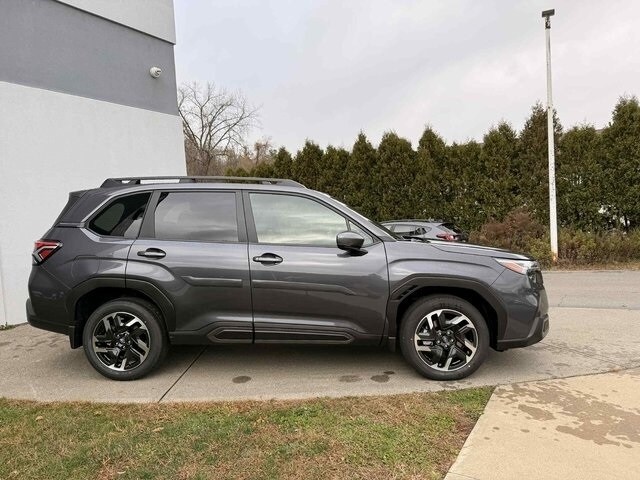 2025 Subaru Forester Limited photo 2
