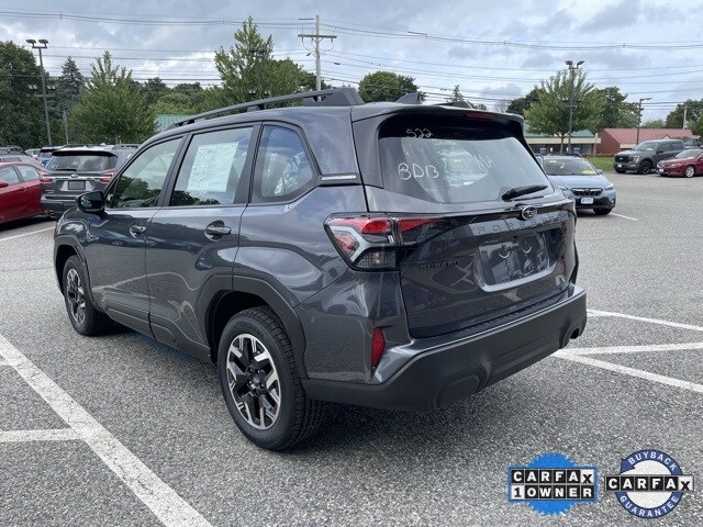 2025 Subaru Forester Base photo 3