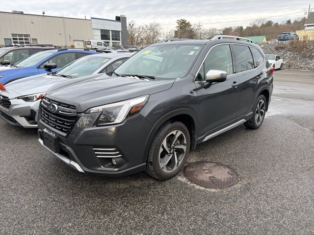 2023 Subaru Forester Touring's photo