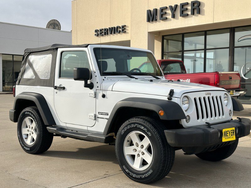 Used 2018 Jeep Wrangler JK Sport S with VIN 1C4GJWAG9JL916153 for sale in Seward, NE