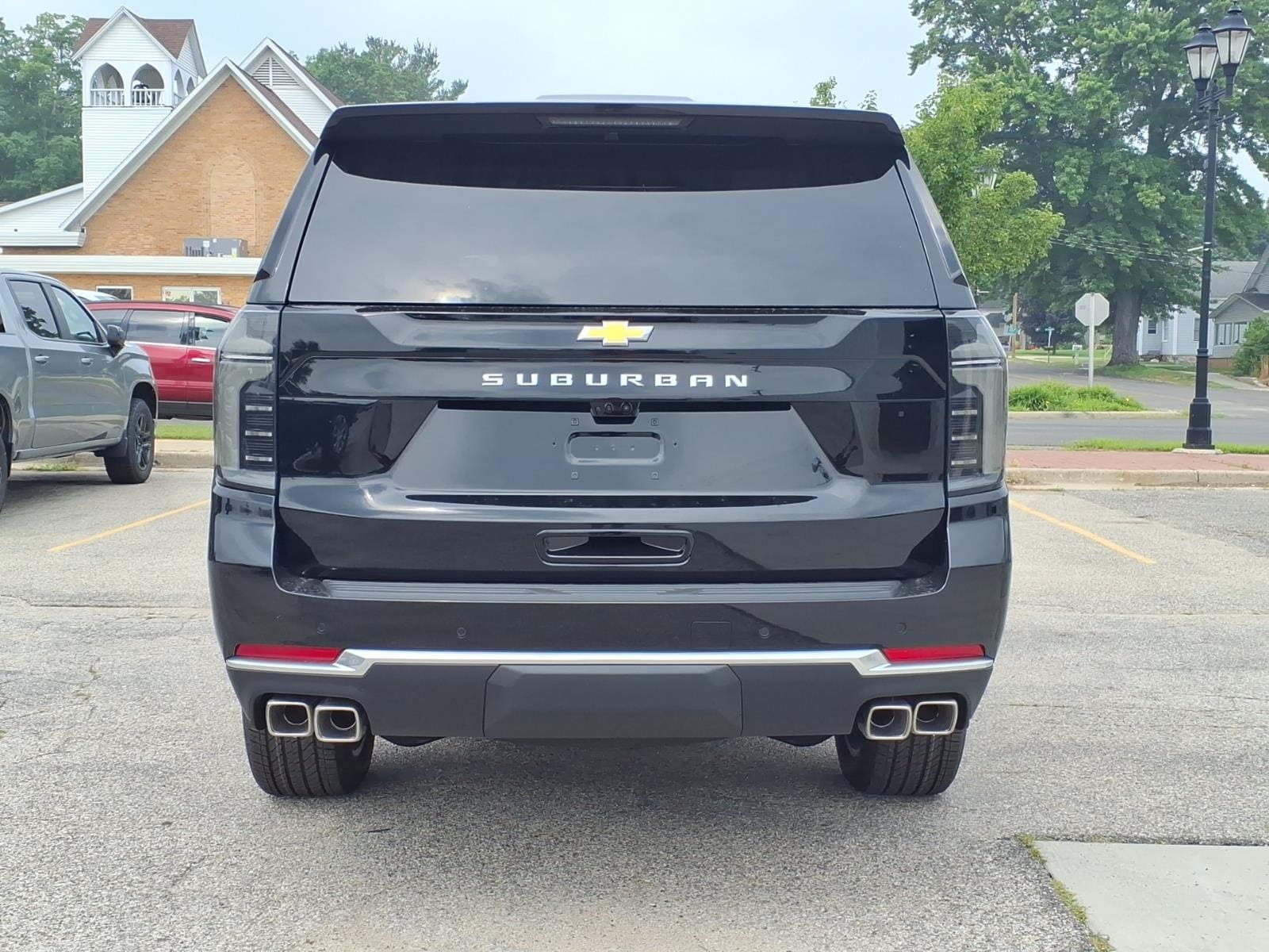 2026 Chevrolet Suburban High Country - Photo 16
