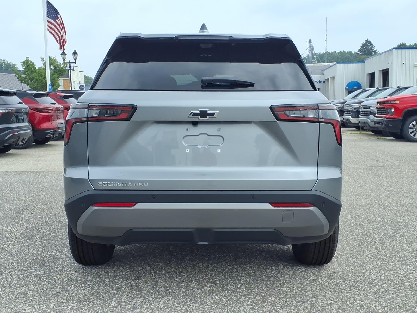2026 Chevrolet Equinox LT - Photo 13