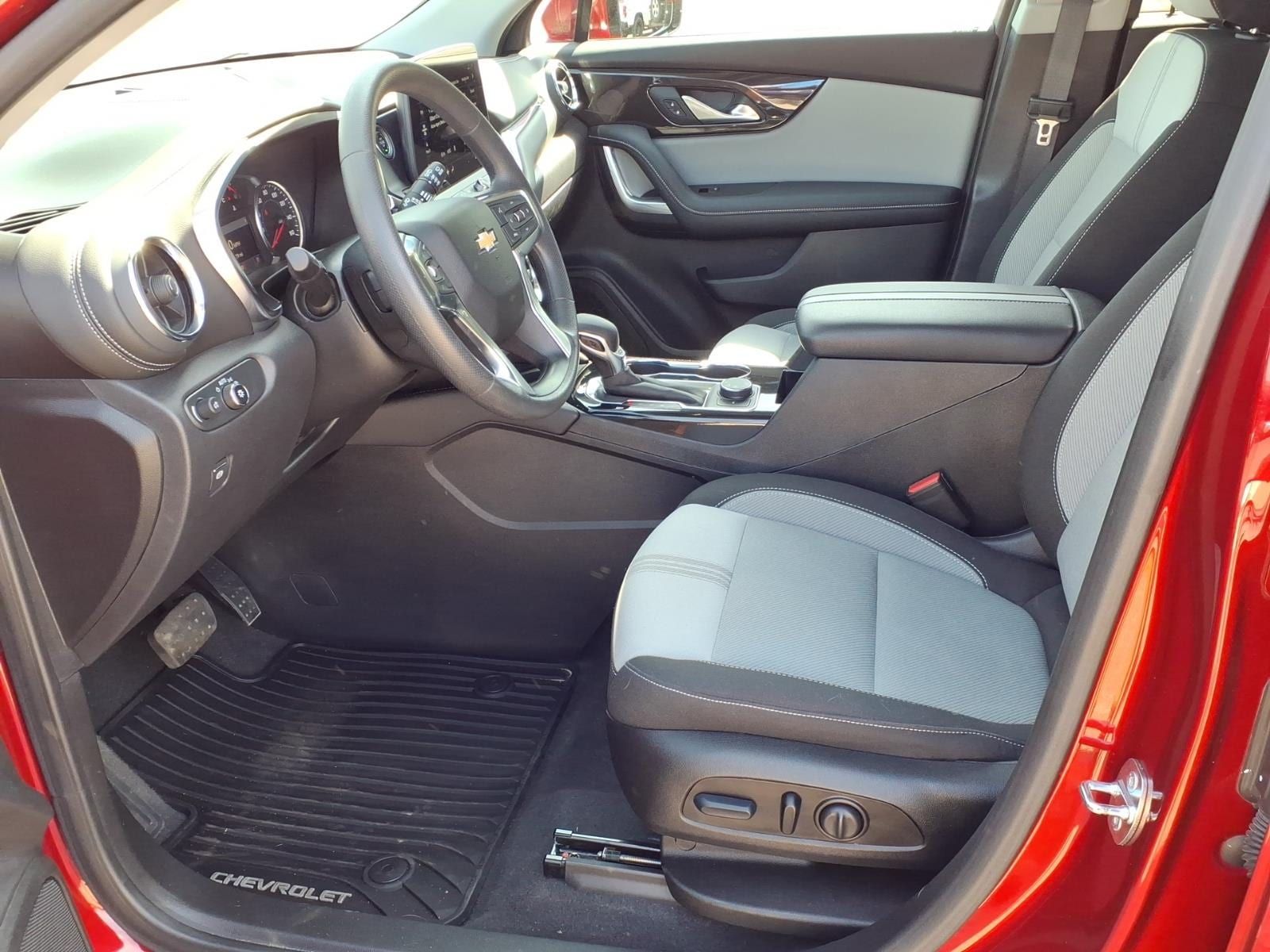 2023 Chevrolet Blazer 2LT - Photo 12