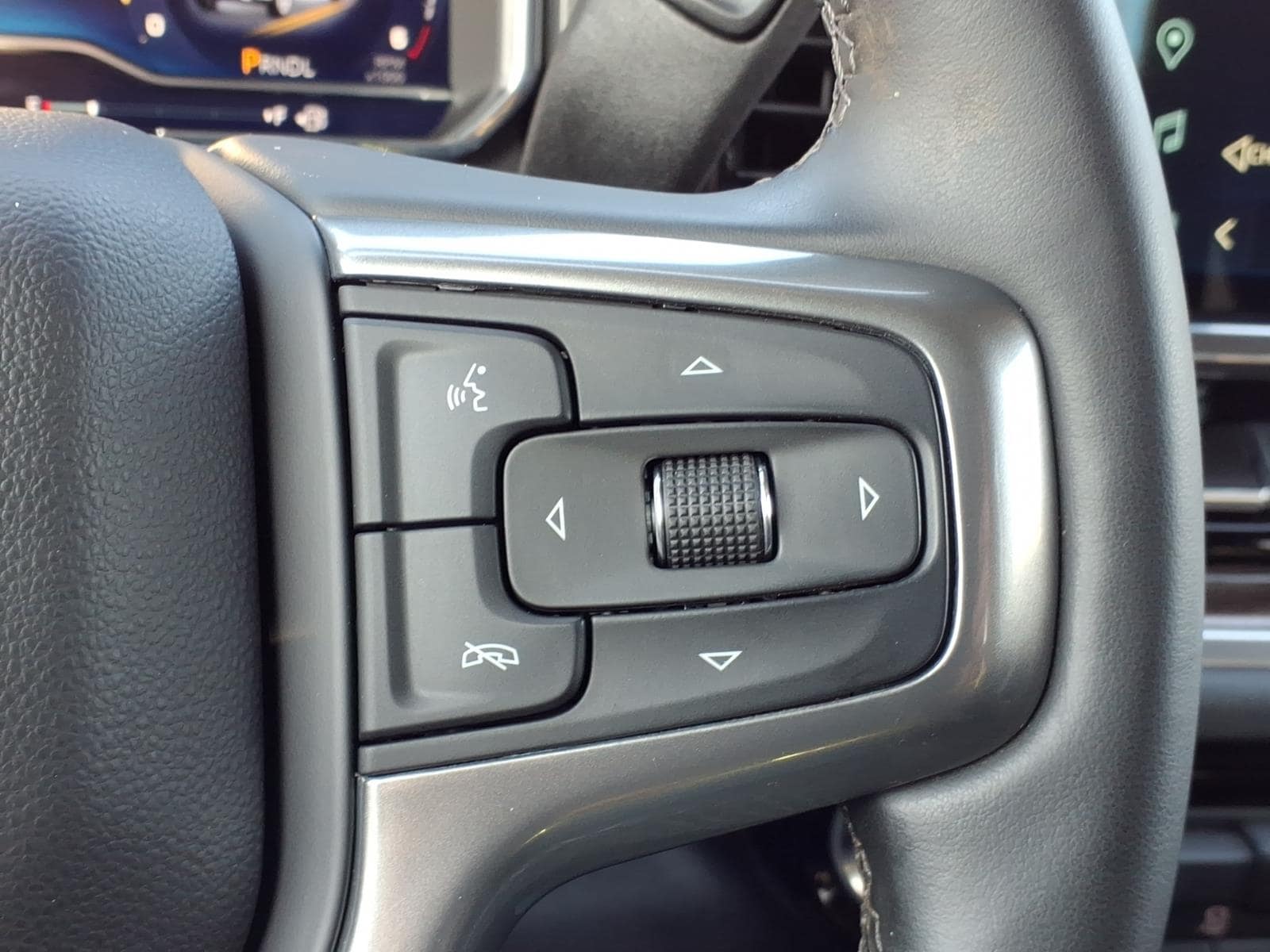 2025 Chevrolet Silverado 1500 LT - Photo 25