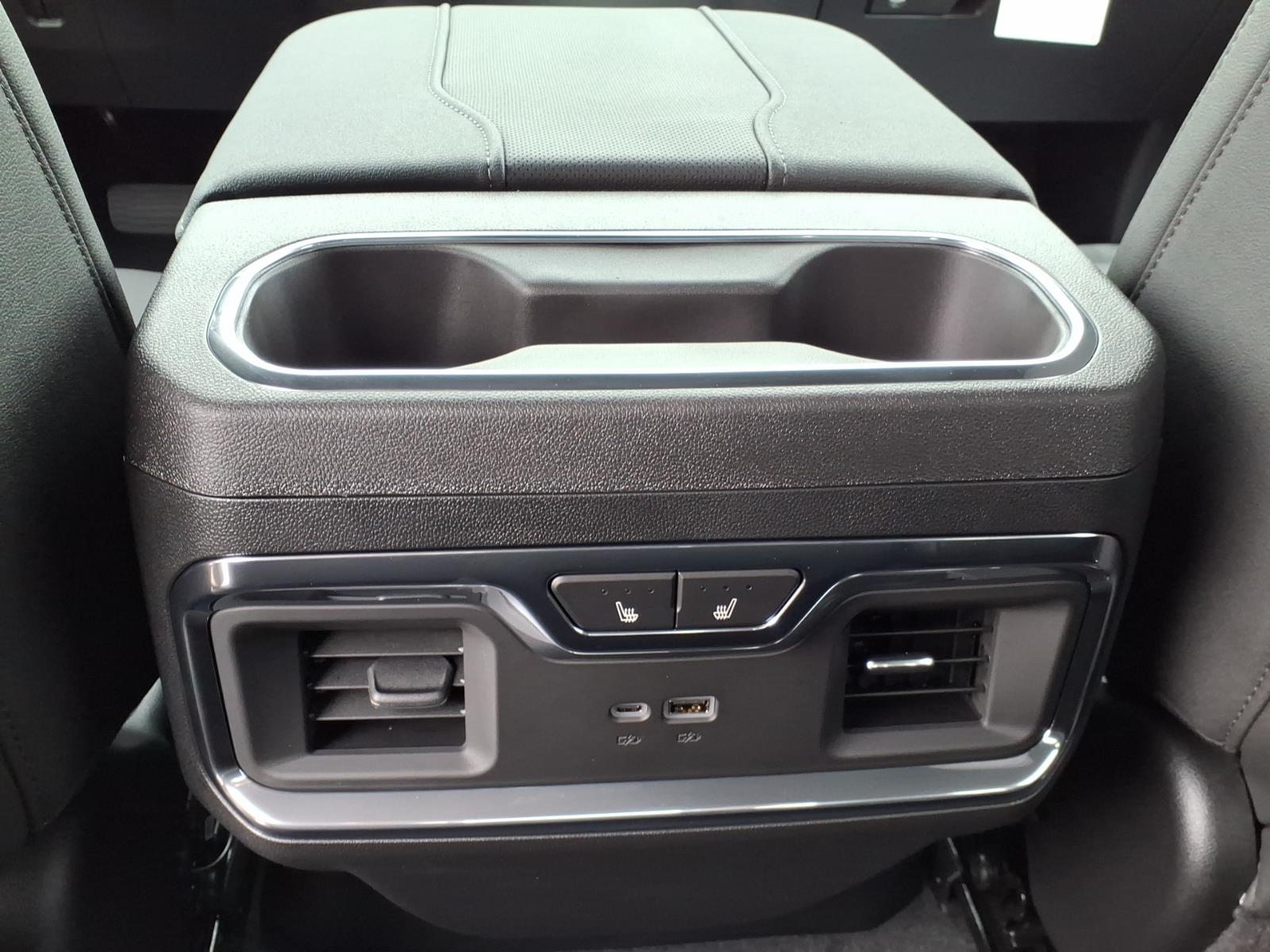 2026 Chevrolet Silverado 3500 HD LTZ - Photo 10