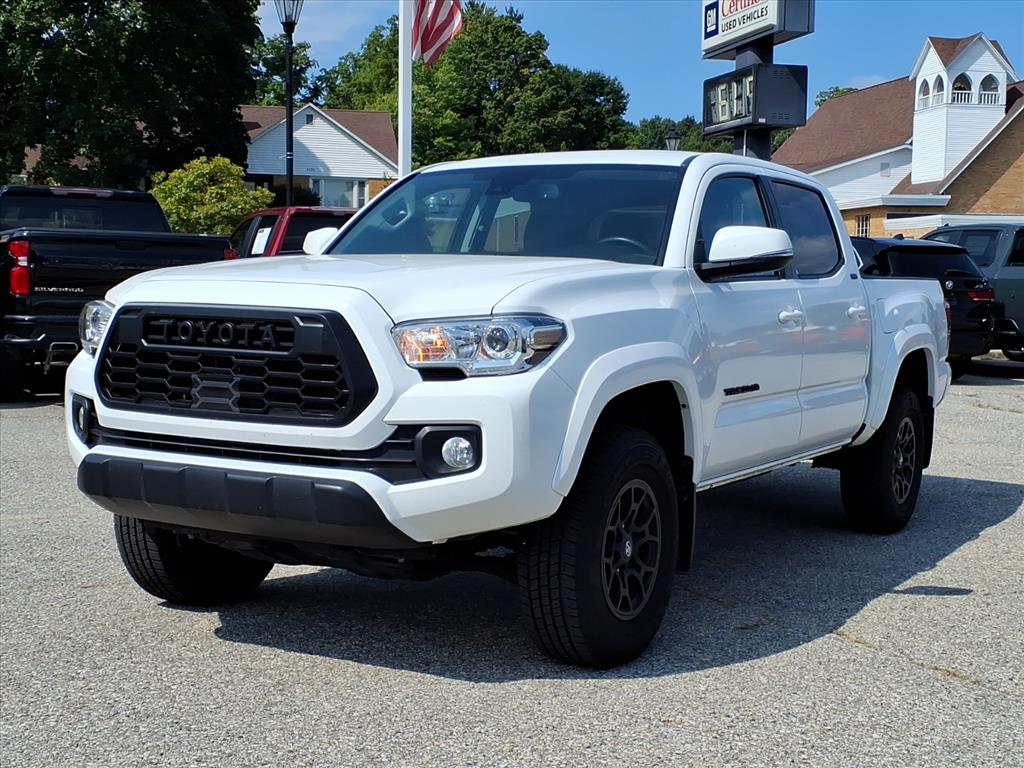 2021 Toyota Tacoma SR5 V6 photo 3