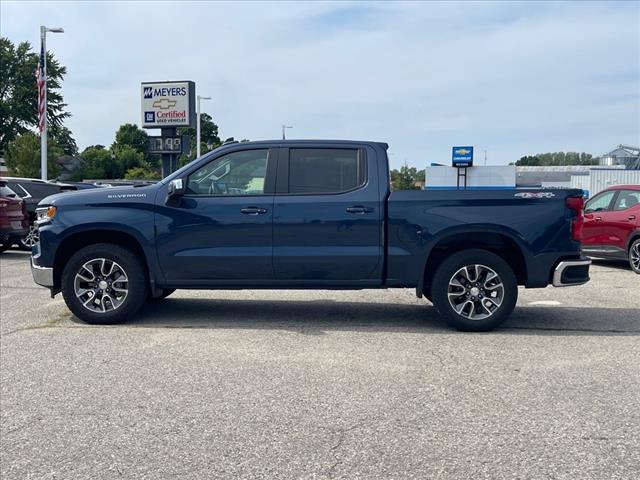 2022 Chevrolet Silverado 1500 LT photo 4