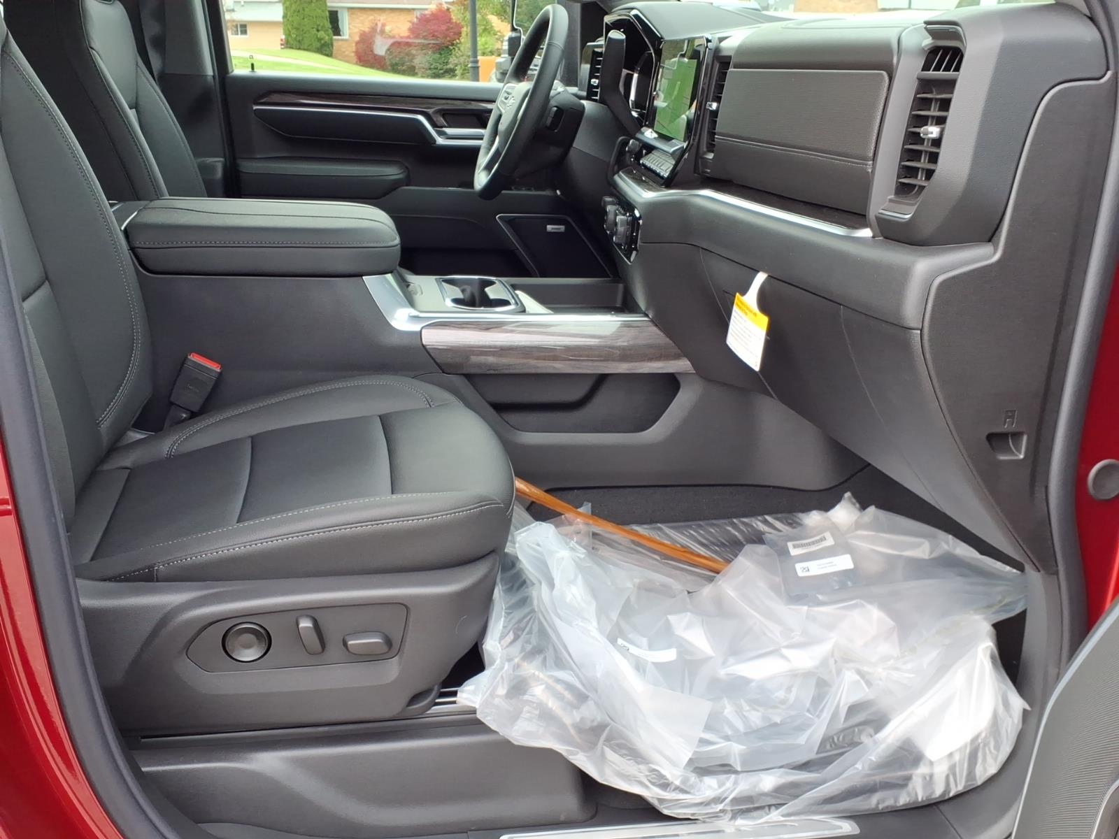 2026 Chevrolet Silverado 3500 HD LTZ - Photo 19