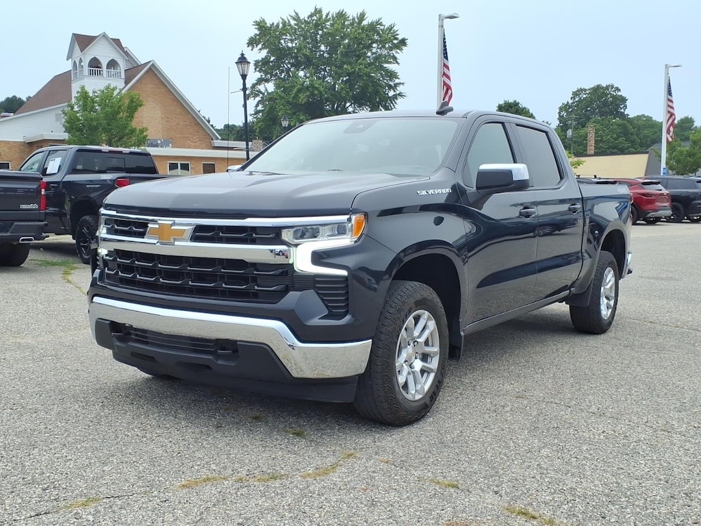 Used 2024 Chevrolet Silverado 1500 LT (2FL) Truck