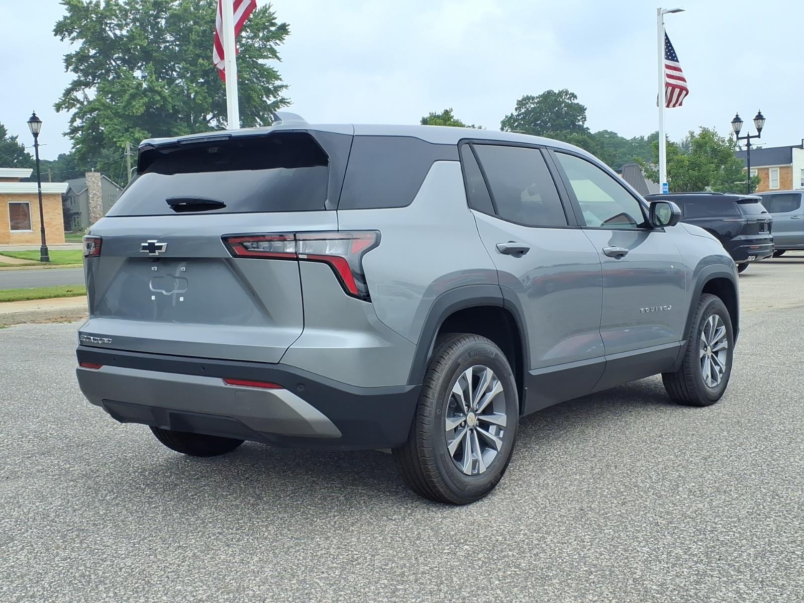 2026 Chevrolet Equinox LT - Photo 14