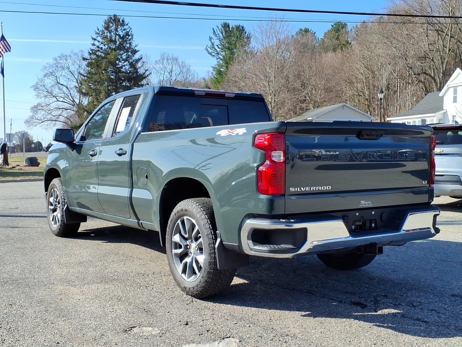 2025 Chevrolet Silverado 1500 LT - Photo 12