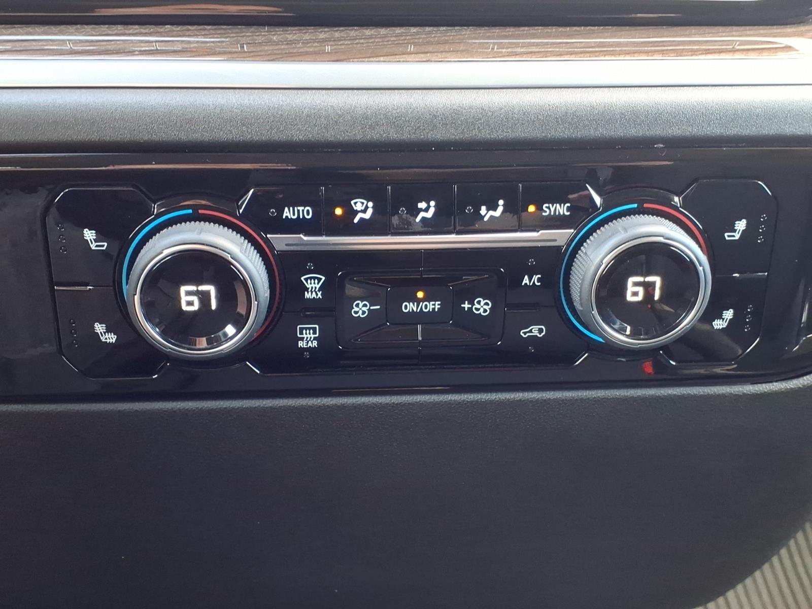 2022 Chevrolet Silverado 1500 LT - Photo 8
