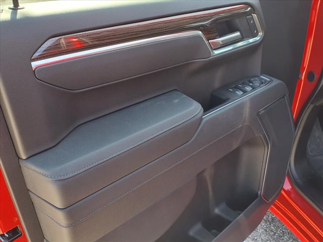 2026 Chevrolet Silverado 1500 LT photo 4