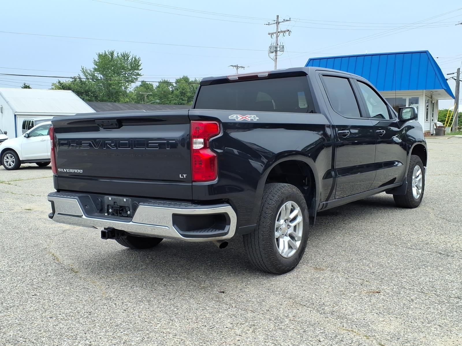 2024 Chevrolet Silverado 1500 LT - Photo 12